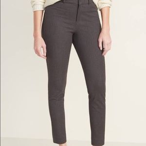 Old Navy Mid-Rise Pixie Ankle Pants